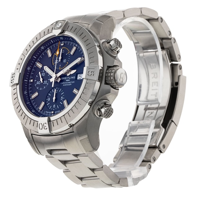 Breitling Avenger Chronograph 45 A13317 Image 2